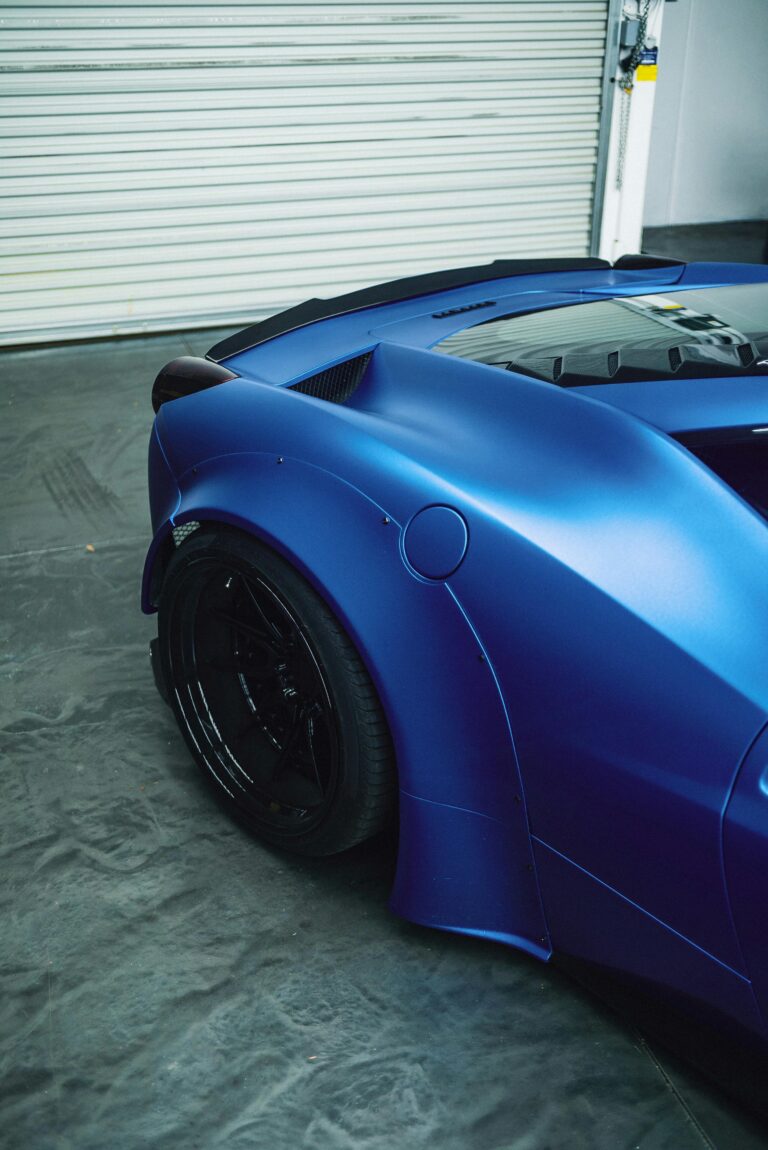 pexels-lynxexotics-4143686